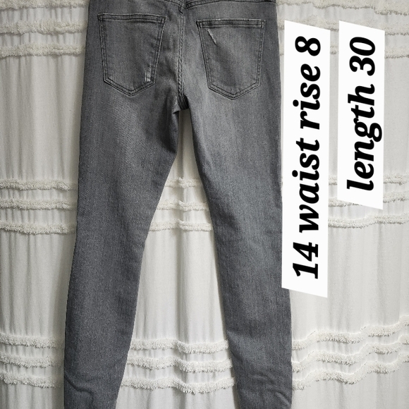 Current Elliott Gray Jeans. - Picture 1 of 9